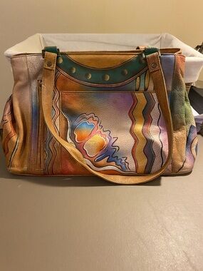 EUC ANUSCHKA BAG
